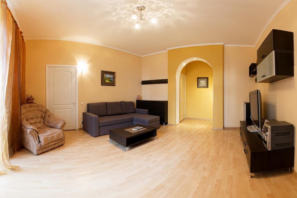 Kyiv Apartment In The City Center On Turgenevskaya Street Extérieur photo