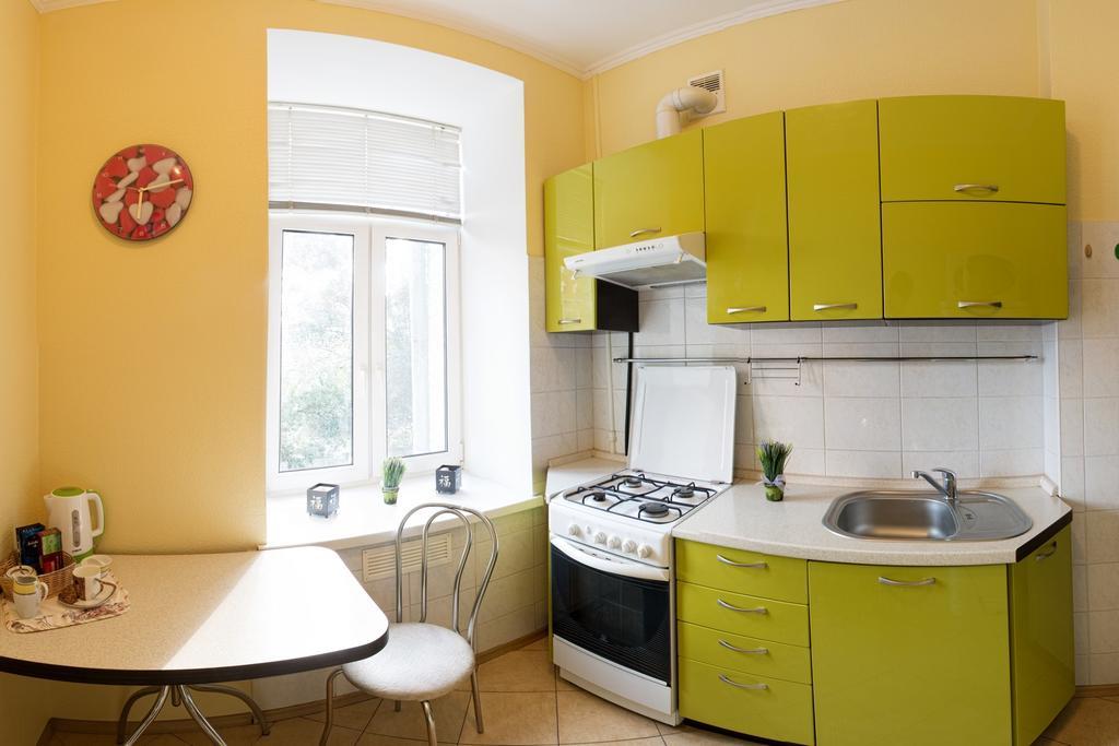 Kyiv Apartment In The City Center On Turgenevskaya Street Extérieur photo