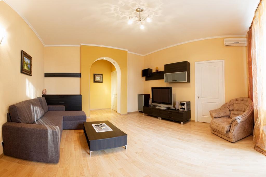 Kyiv Apartment In The City Center On Turgenevskaya Street Extérieur photo
