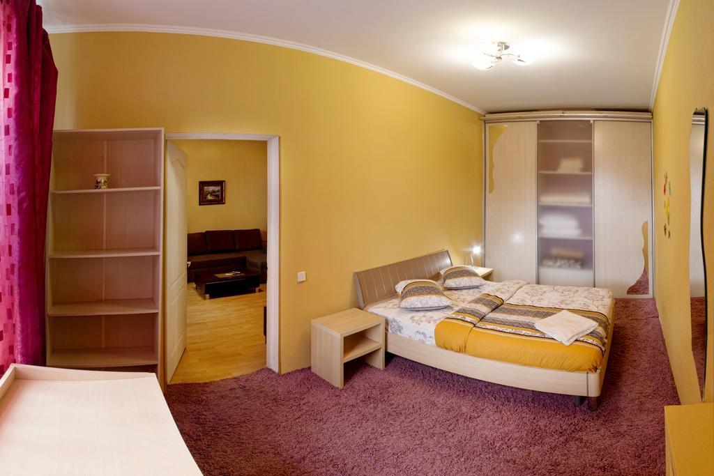 Kyiv Apartment In The City Center On Turgenevskaya Street Extérieur photo