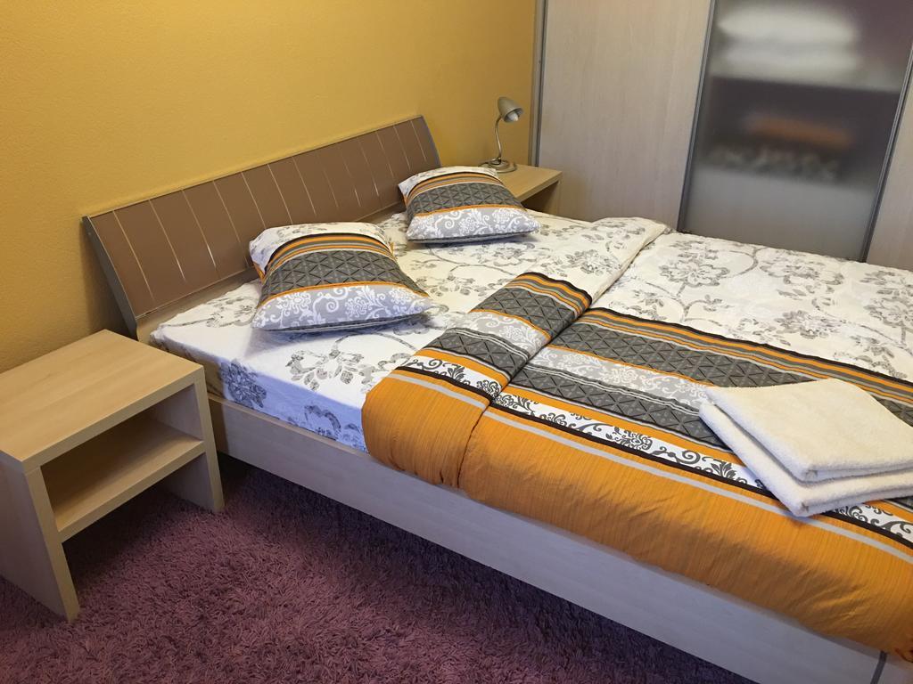 Kyiv Apartment In The City Center On Turgenevskaya Street Extérieur photo